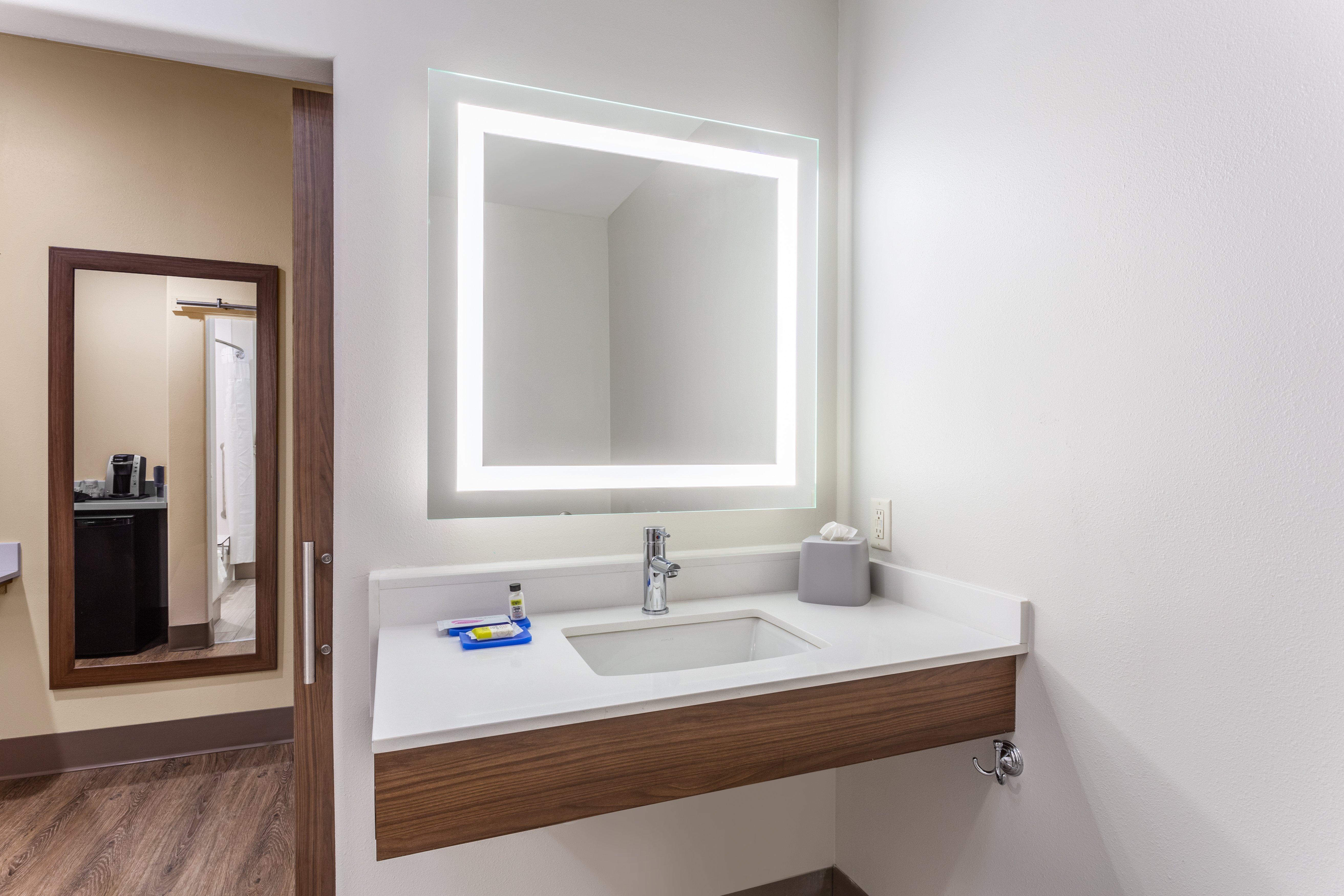 Holiday Inn Express & Suites Kearney By Ihg Exterior foto